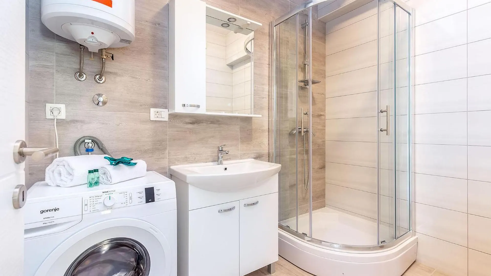 3 Bedroom Stunning Apartment In Dramalj 0*,  Croatia
