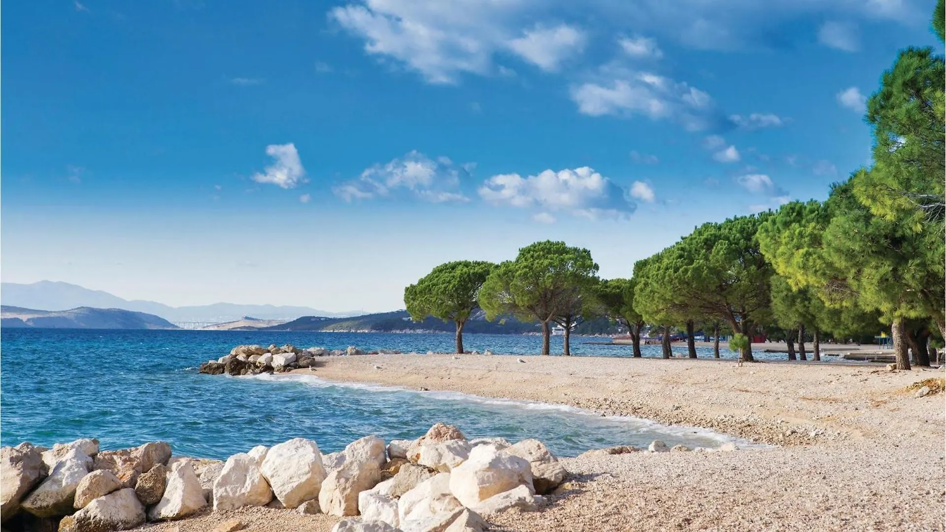 3 Bedroom Stunning Apartment In Dramalj Croatia